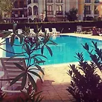 Ξενοδοχείο με διαμερίσματα Magnolia Garden