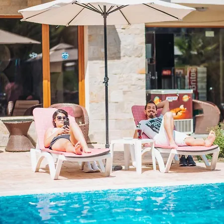 Lejlighedshotel Magnolia Garden Sunny Beach