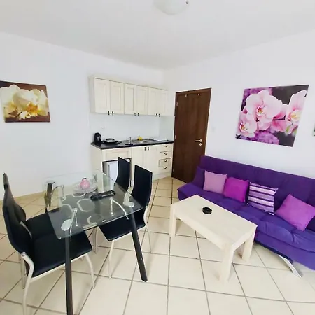 Magnolia Garden 아파트호텔