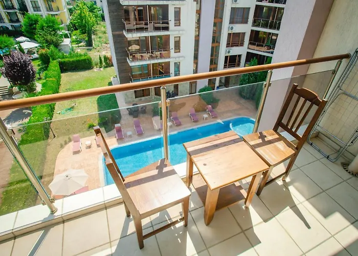 Magnolia Garden Apartahotel Sunny Beach