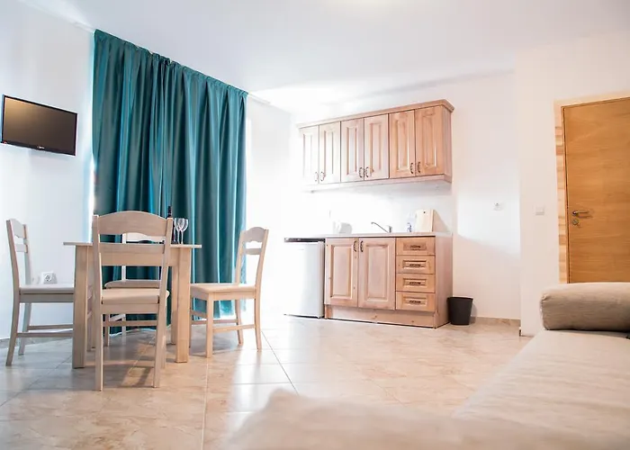 Lägenhetshotell Magnolia Garden Slăntjev Brjag