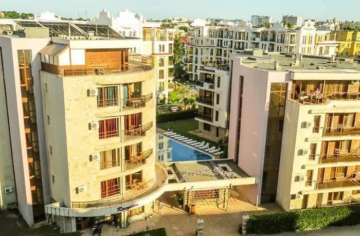 Magnolia Garden Slăntjev Brjag