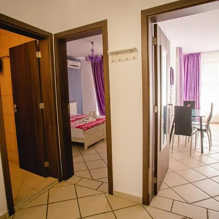 מלון דירות Magnolia Garden 3*