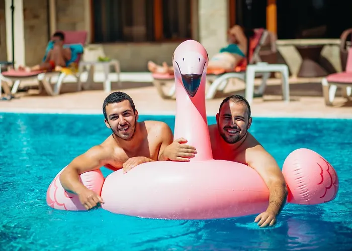 Magnolia Garden 3* Sunny Beach